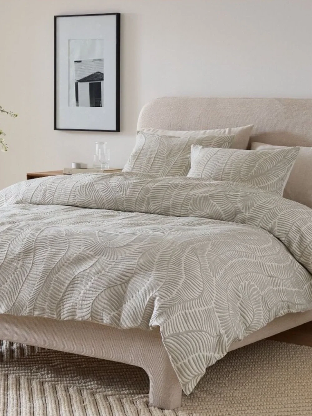 West Elm Trailing Fern Matelasse 2-Piece King Size Duvet Cover Set Celedon GUC